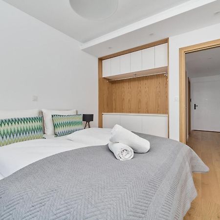 Walonska 16 Sauna & Fitness Family Apartments By Renters Prestige Вроцлав Екстериор снимка